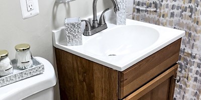 Brooklyn Bathroom1 8X4